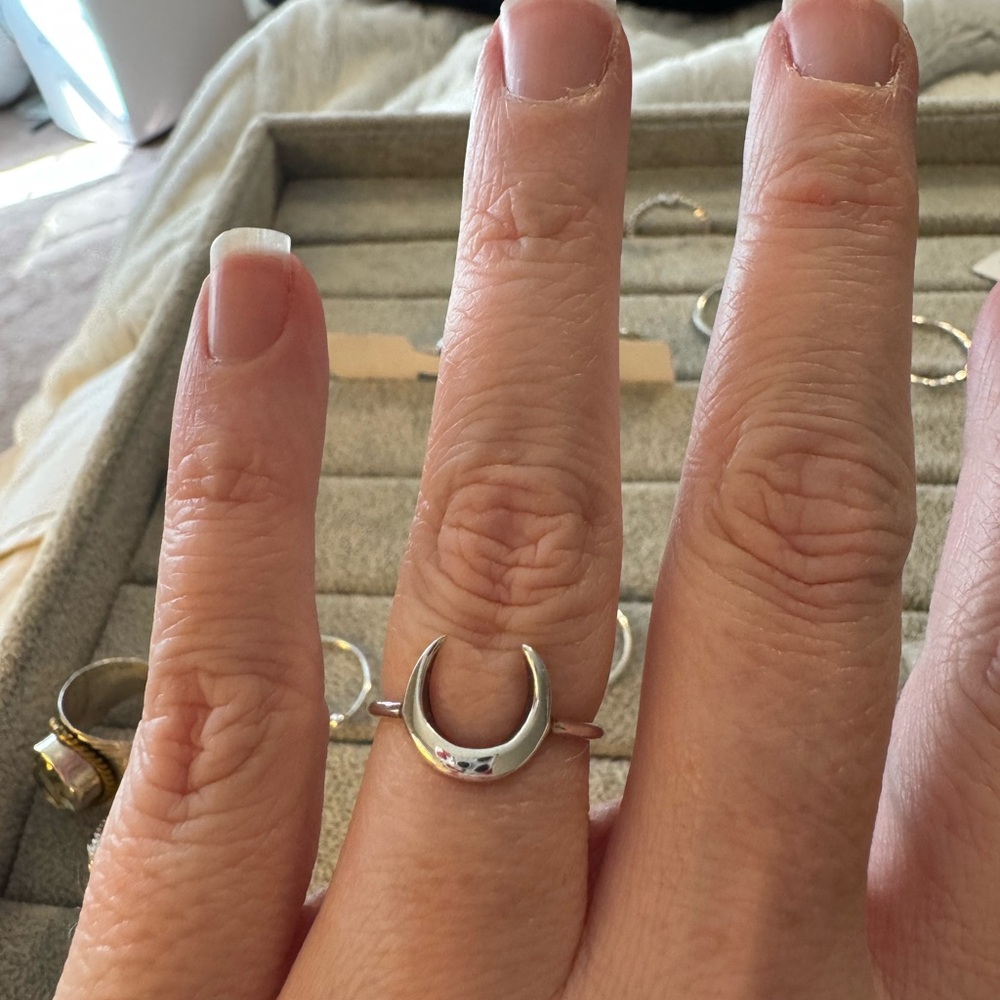.925 Sterling Silver Crescent Moon Ring
